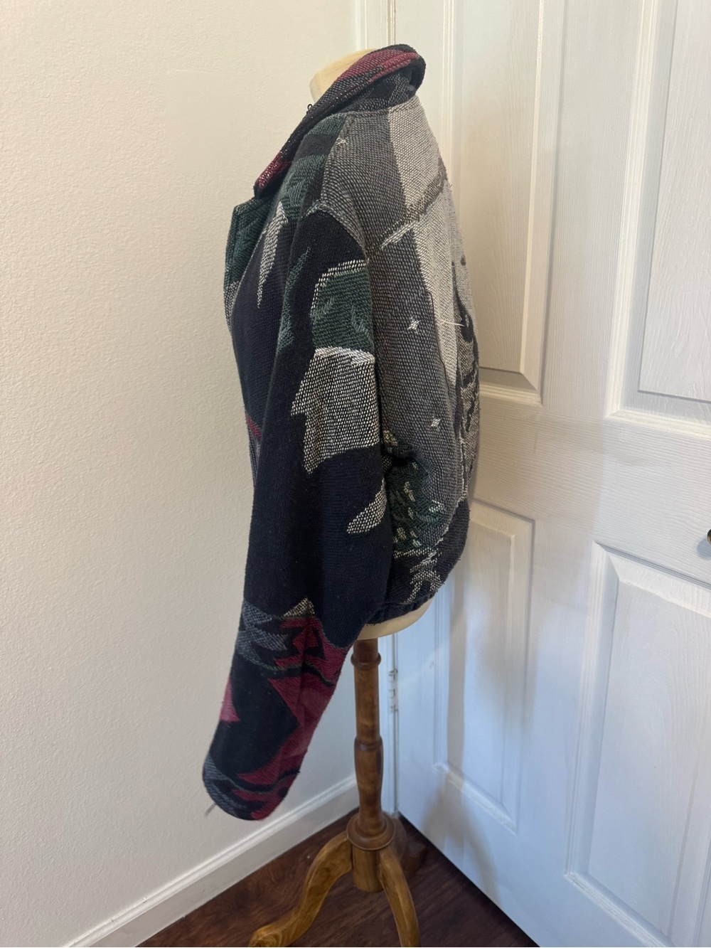 Vintage 90s Painted Pony Wolf Southwestern Tapestry Jacket Cropped Concho Button - Picture 5 of 16